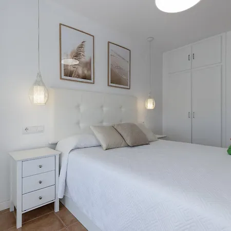 Prime Location Penthouse With Stunning Sea Views