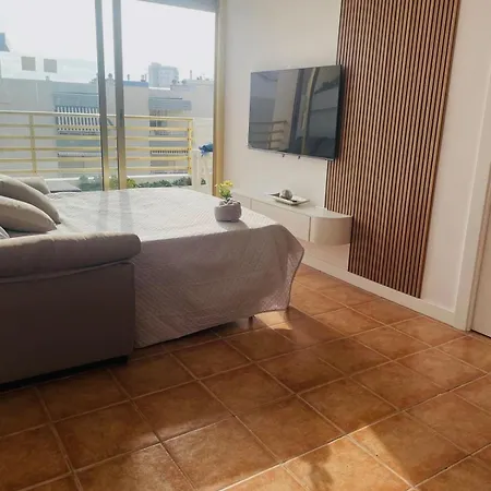 Apartment Prime Location Penthouse With Stunning Sea Views *
