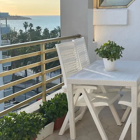 Prime Location Penthouse With Stunning Sea Views