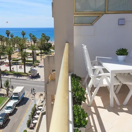 公寓 Prime Location Penthouse With Stunning Sea Views 萨洛