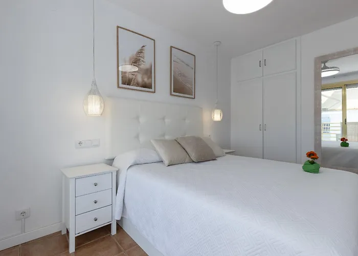 Prime Location Penthouse With Stunning Sea Views